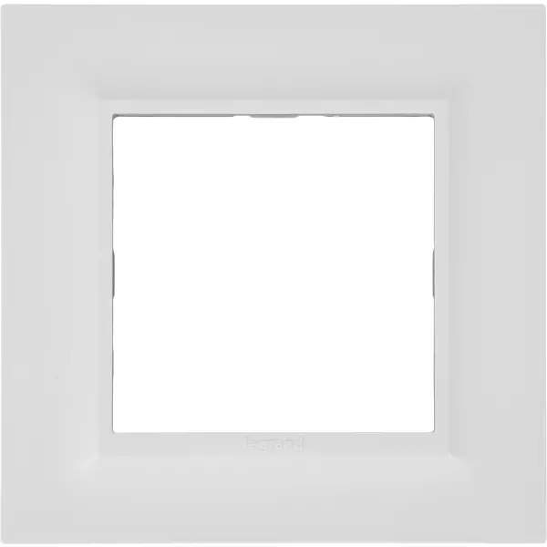 Рамка для розеток и выключателей Legrand Structura 1 пост, цвет белый