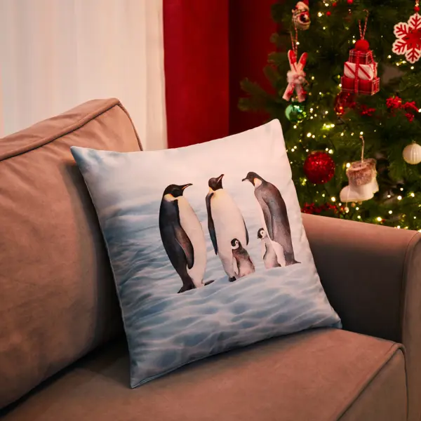 Подушка Пингвины 45x45 см цвет белый